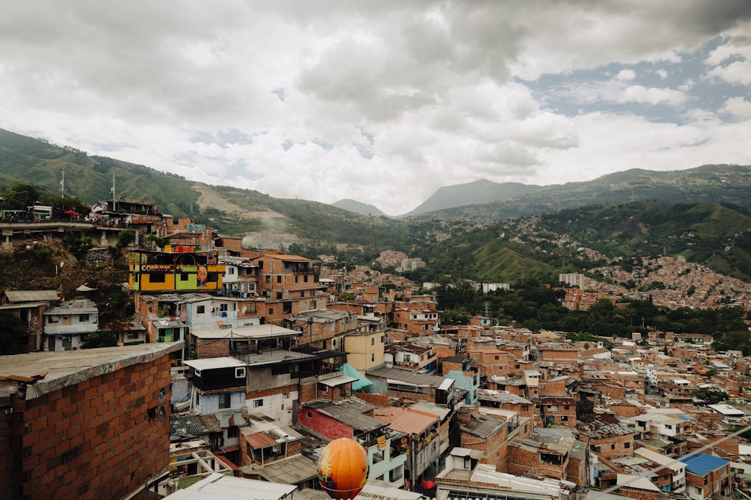 Las Mejores Playas Cerca a Medellín: Descubre Tu Escape Ideal