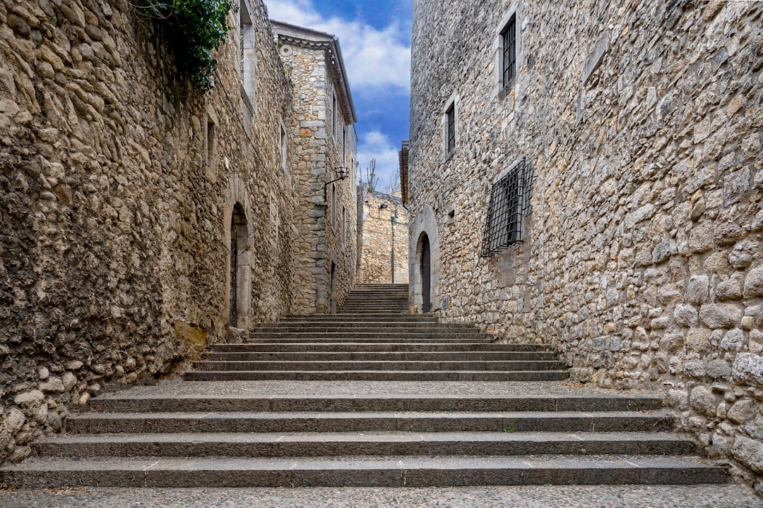 ¿Cuántos Barrios Hay en España? Descubre la Variedad de Barrios en Cada Ciudad
