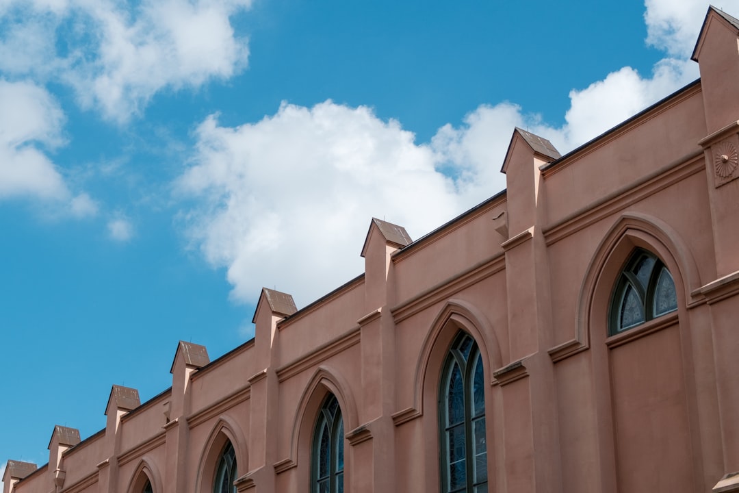 Significado del Mar Rojo en la Biblia: Interpretaciones y Enseñanzas Espirituales